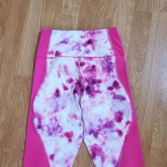 NEW! Good American 'Trippy' Tie Dye Seamed Leggings - size 1 (Small) in Pink - Picture 6 of 13
